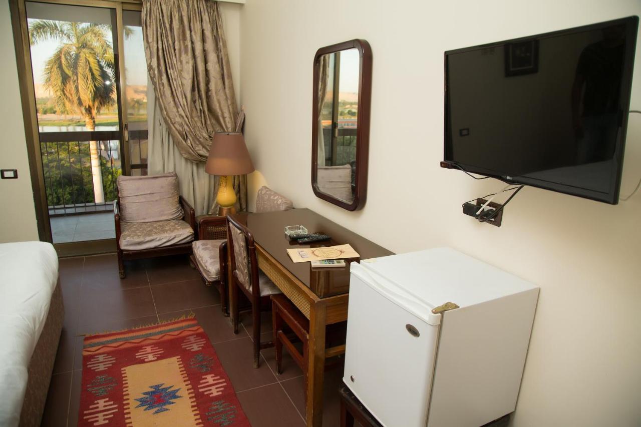 Mg Nefertiti Hotel Al Minya Exteriör bild